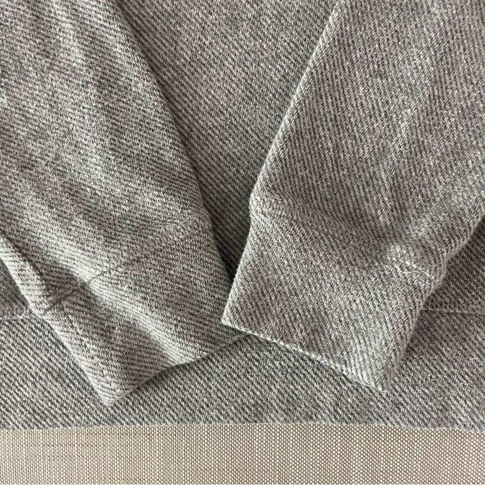 Faherty Legends Sweater • Long Sleeve Shirt • XS Heather Grey Gray - Picture 4 of 9